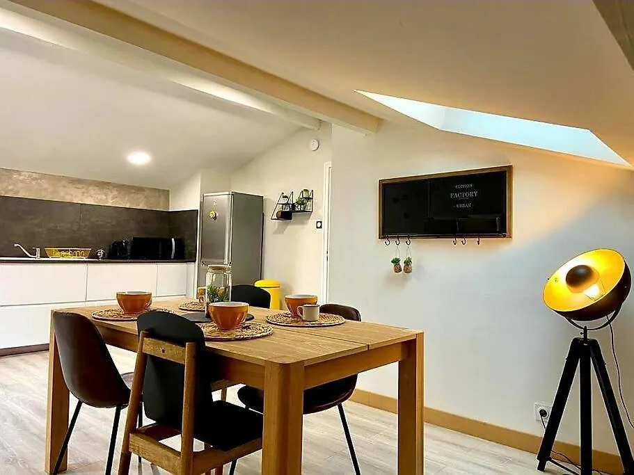 Апартаменты Cosy Au Calme, Climatisation, 3Min A41 Бернен