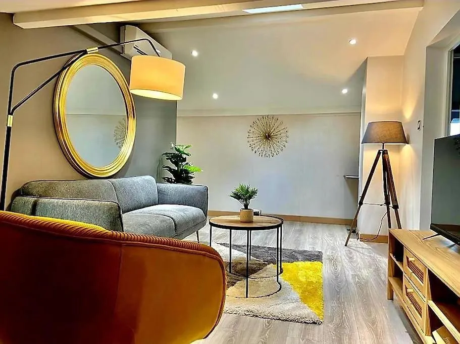 Апартаменты Cosy Au Calme, Climatisation, 3Min A41 Бернен