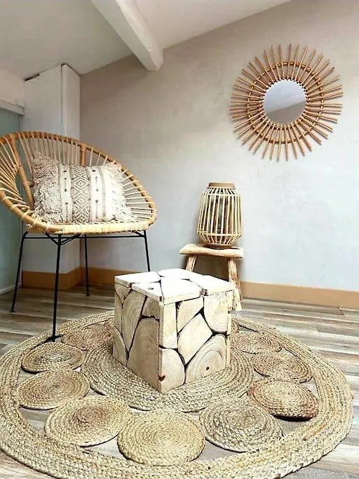 Апартаменты Cosy Au Calme, Climatisation, 3Min A41 Бернен